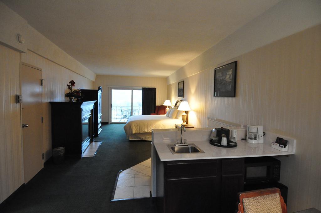 Hillside Inn Madison Esterno foto