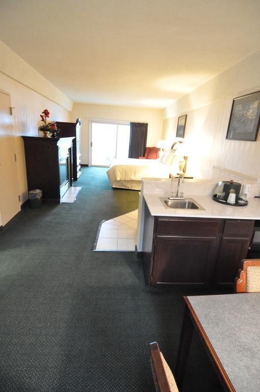 Hillside Inn Madison Esterno foto