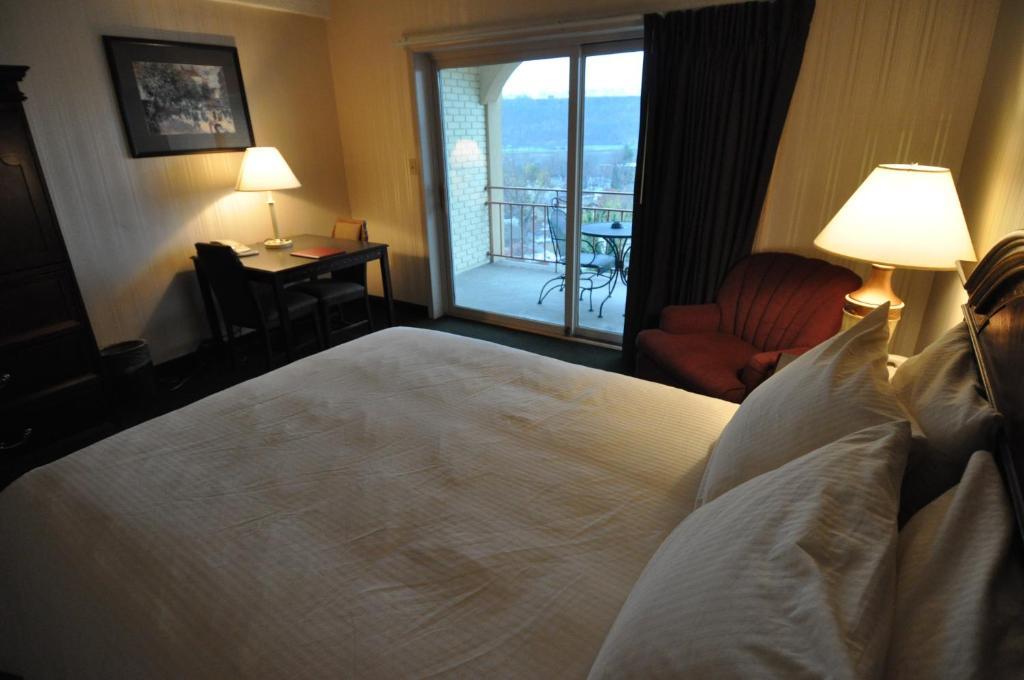 Hillside Inn Madison Camera foto