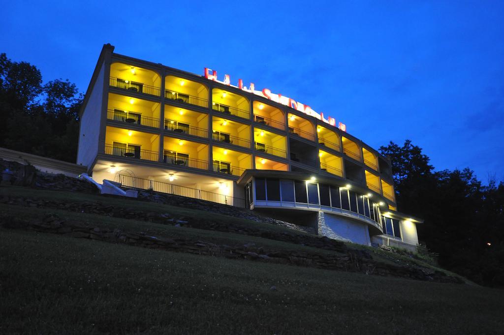 Hillside Inn Madison Esterno foto